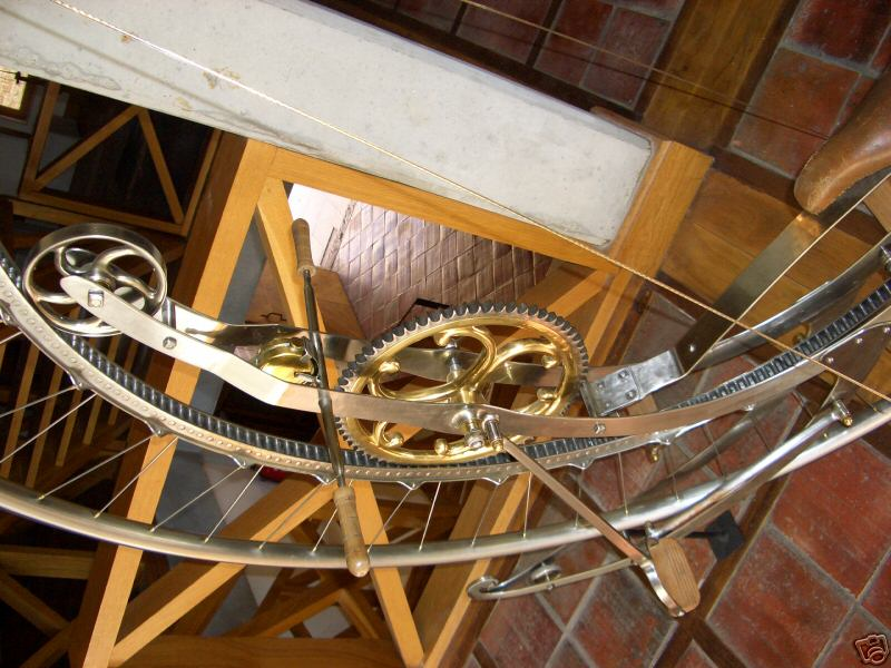 Illustration for article titled 1873 Monocycle Replica Is a Mechanical and Engineering Marvel